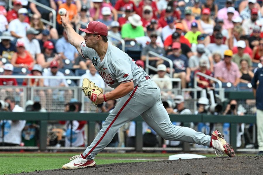 NCAA Baseball: College World Series-Arkansas v Murray State