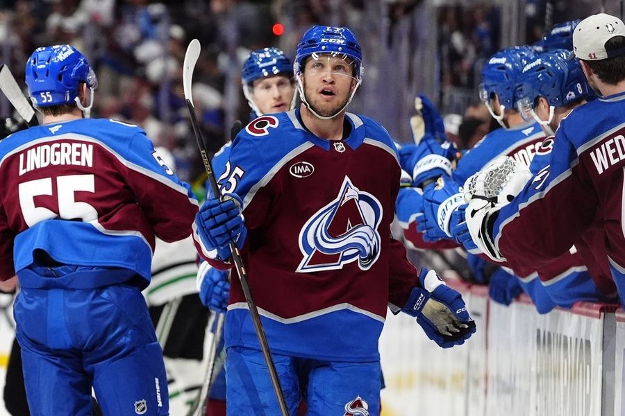 NHL: Detroit Red Wings at Colorado Avalanche