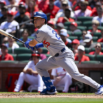 Back-to-back jacks help Twins take down Blue Jays